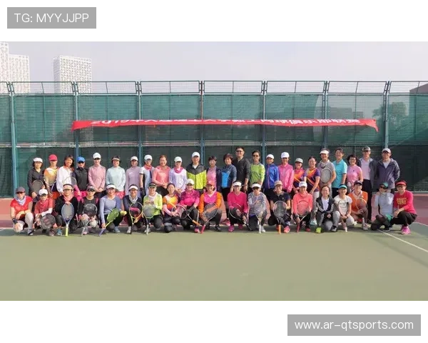 U12男子俱乐部组光明区理创实验学校夺得季军，学校注重梯队建设与科学育人